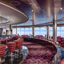 Croaziera 2024 - Insulele Canare (Santa Cruz de Tenerife) - MSC Cruises - MSC Opera - 7 nopti - oferte speciale vacante si concedii vacante externe croziere MSC iarna 2024 Insulele Canare-Bar