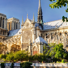 Paște 2025 la Paris  - Intram in atmosfera tipica acestui oras admirand, printre altele: celebra catedrala Notre Dame–considerata a fi cel mai bun exemplu de arhitectura gotica franceza